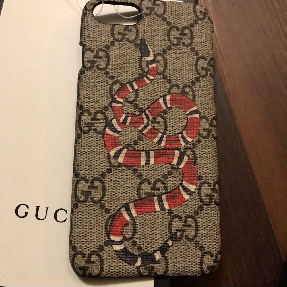 Gucci Kingsnake Print iPhone SE 6/7/8 & Case New In Box